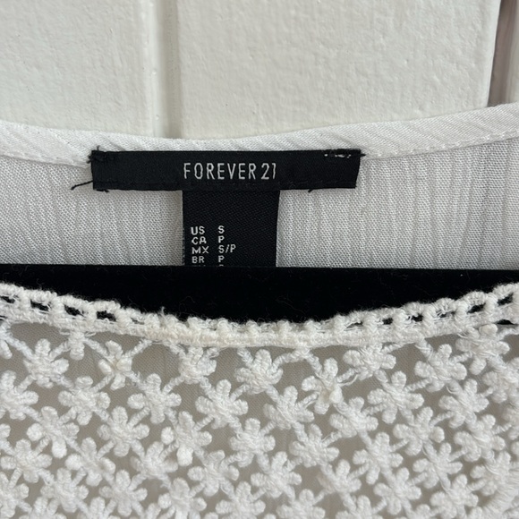 Forever 21 BoHo Top - Picture 3 of 3